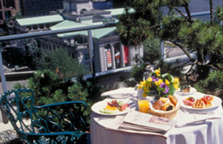 Vancouver Hotel Packages and Promotions